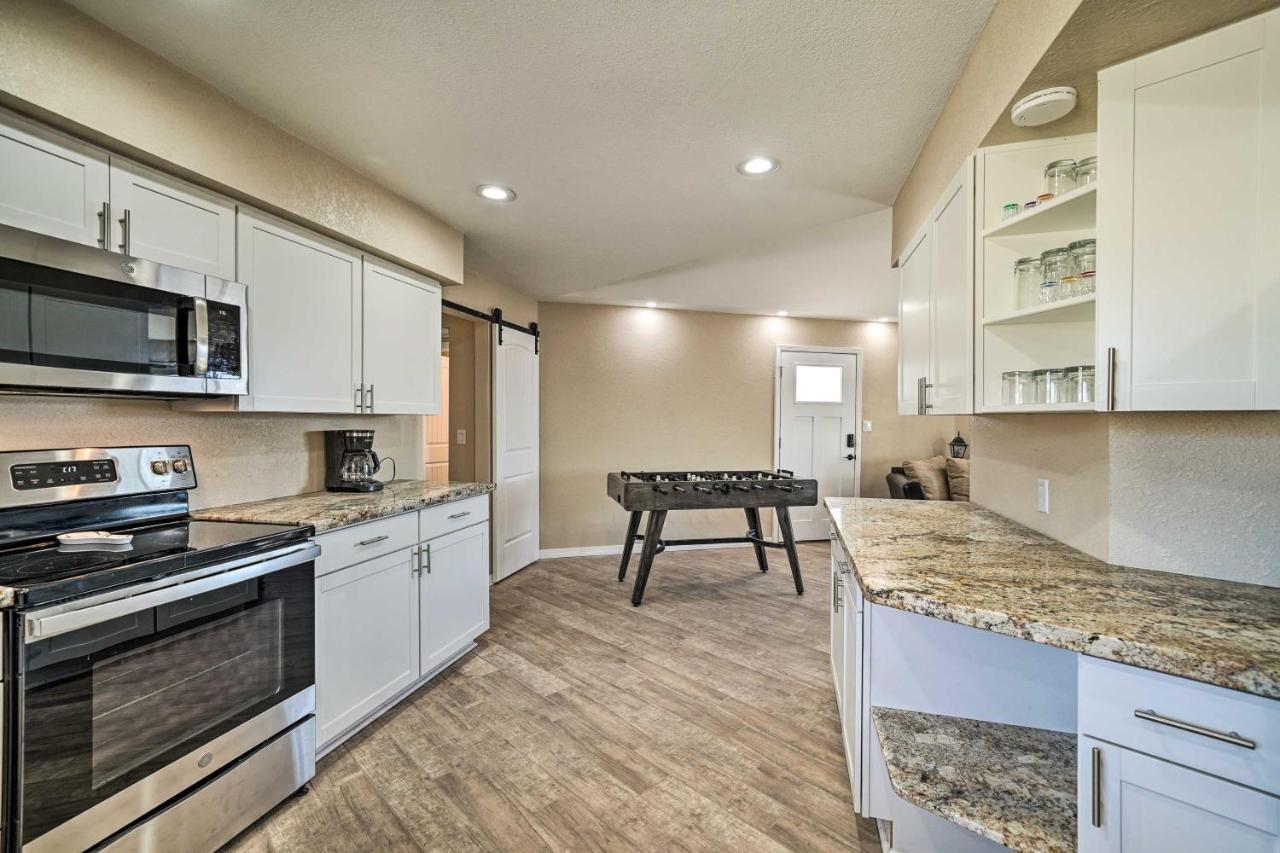 Lake Havasu Family Retreat With Patio And Game Room Lake Havasu City Exterior photo